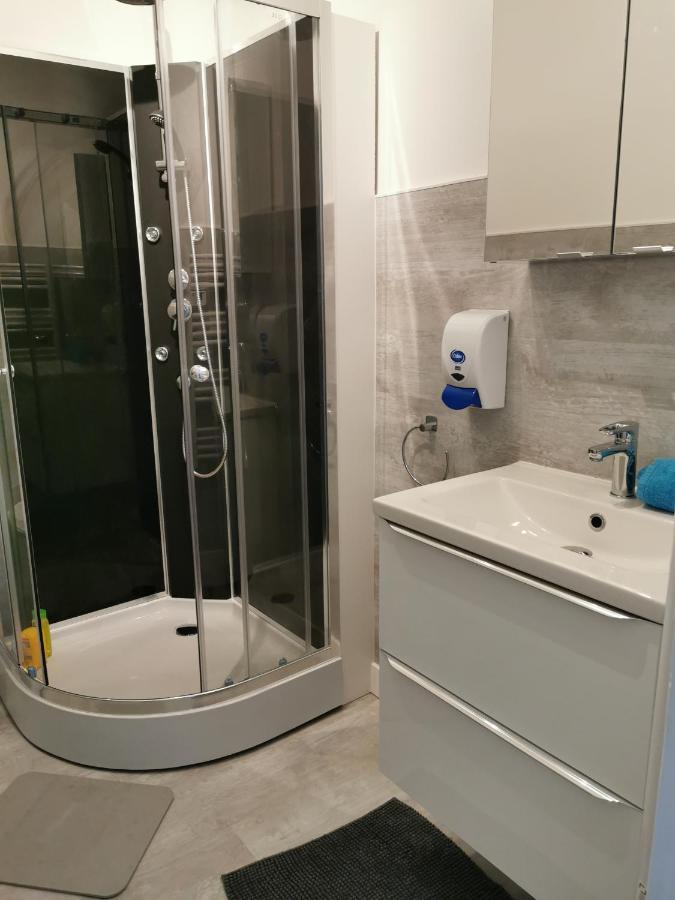 Apartment Du Marche