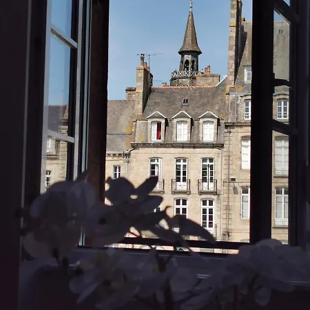 Les Appartements Du Marche Dinan Exterior photo
